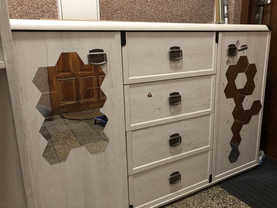 Komoda Indiana Black Red White BRW