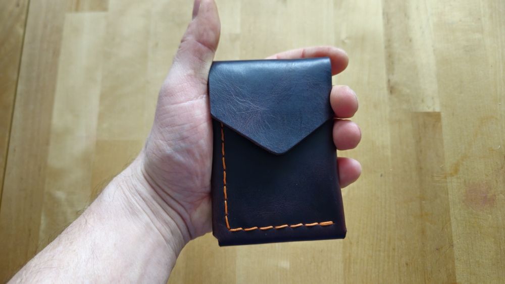 Borubar Skóroszyj - minimalistyczny portfel skórzany