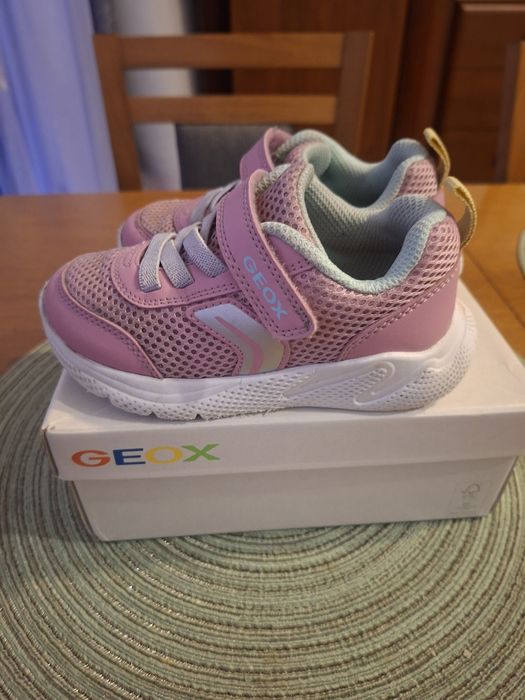 Buty sportowe GEOX r.25 dla dziewczynki