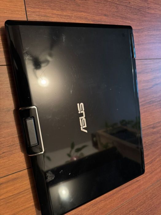 Laptop ASUS M51T – AMD Turion X2,