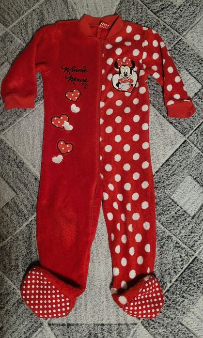 Продам теплый человечек кигуруми с прорезиненными ножками 86-92