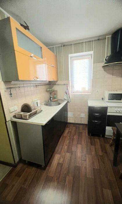 М.Холодная Гора, продам 1/2 дома, улица Симферопольская