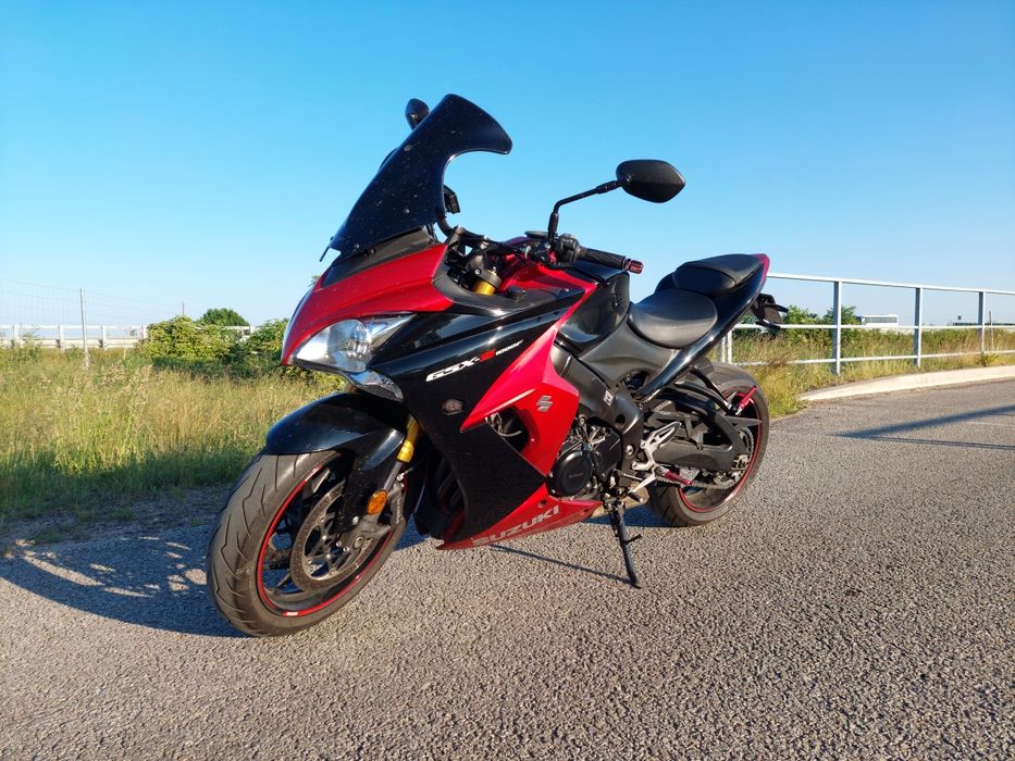 Suzuki GSXS1000F suzuki gsx 2015 gsx-s