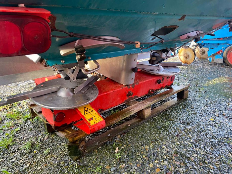 Sulky dpx expert !! Plandeka !! Rozsiewacz do nawozu !! Amazone kuhn