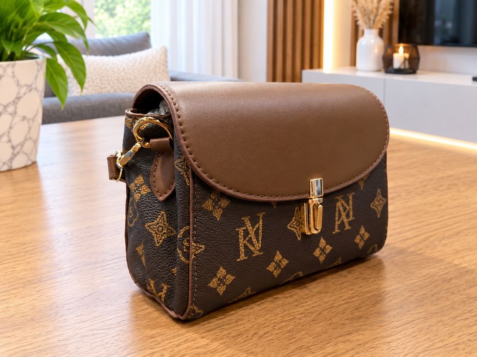 Розпродаж Сумка в стиле Louis Vuitton маленькая с длинным ремешком через плечо