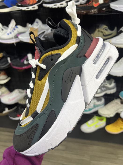 Оригінальні кросівки  Nike W Air Max Furyosa DH0531300 39/40