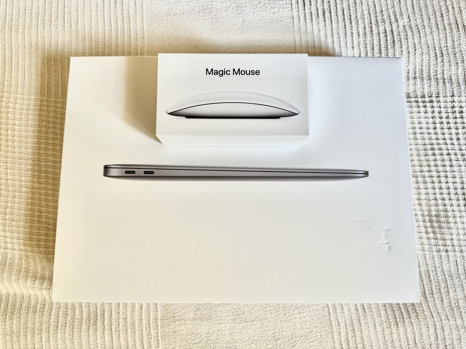 Apple MacBook Air 13” 2020 A2179 + Magic Mouse