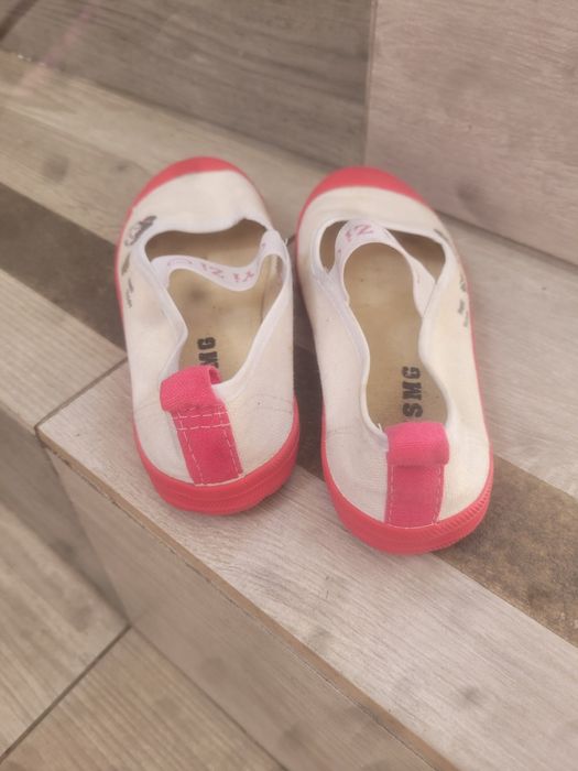 Trampki dla dziewczynki nr.29 wkl.17cm.