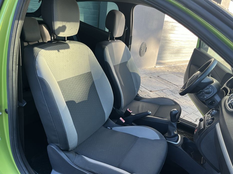 Renault Clio 2010