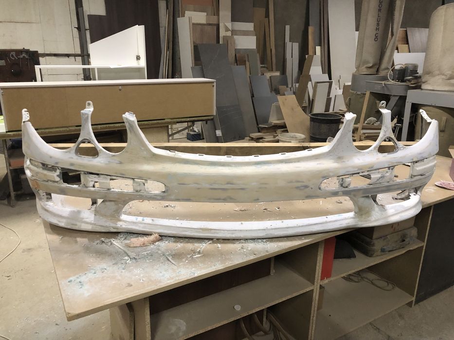 Бампер передний amg w211