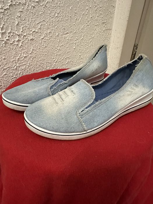 Buty damskie.