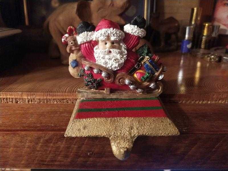 Винтажный крючок для подарков