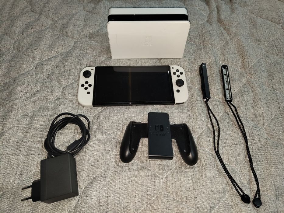 Nintendo Switch OLED branca - Pack completo