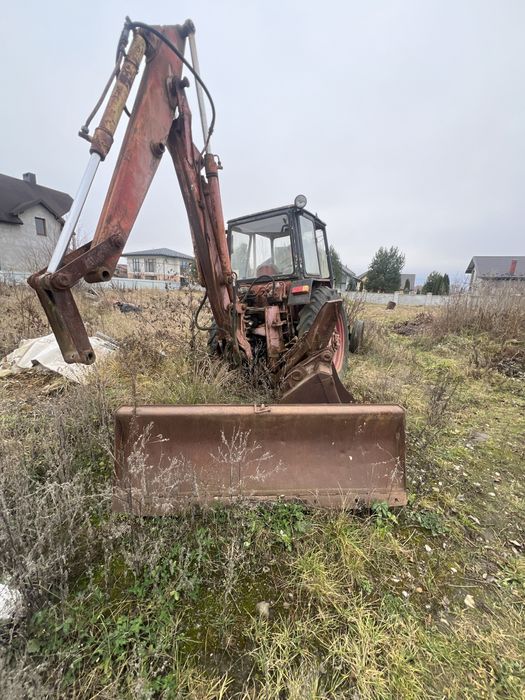 Продам екскаватор не находу