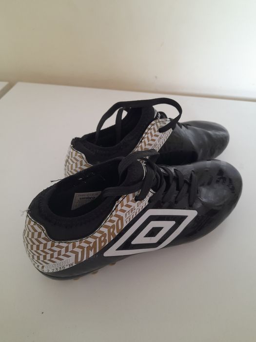 Buty sportowe korki
