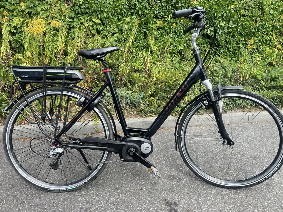 Rower elektryczny TREK NAVIGATOR 36V centralny BOSCH ACTIVE LINE /A