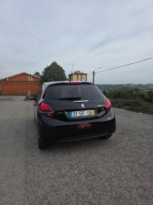 Peugeot 208 Pure Tech Gasolina