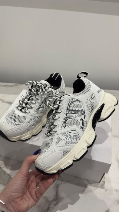 Tenis Christian Dior