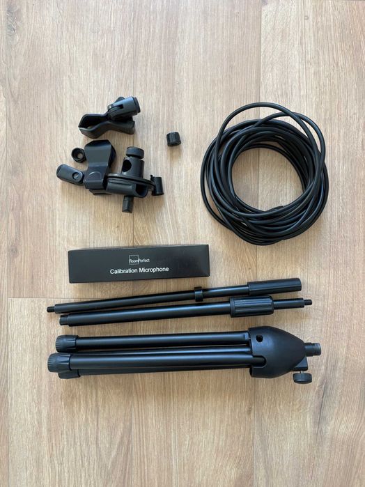 Pełny zestaw Hi-fi audio / Lyngdorf / Davis acoustics