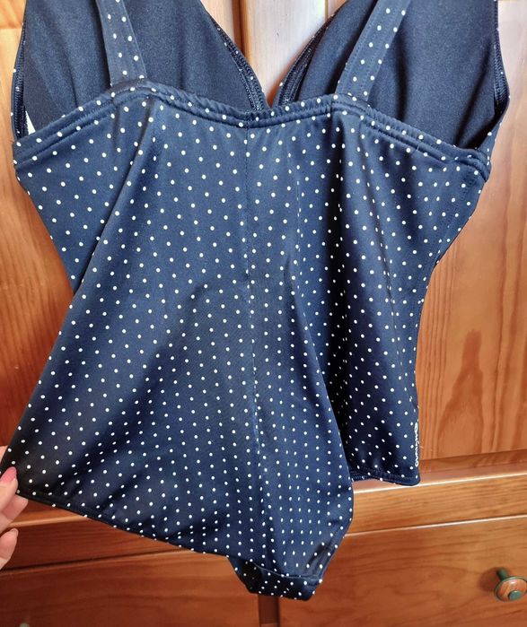 Fato de banho preto com bolinhas brancas, tamanho S/M