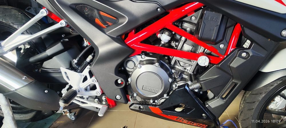 Benelli tnt 251s
