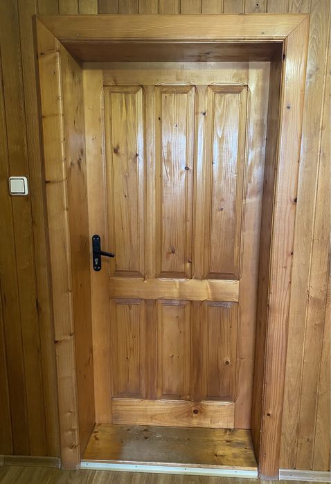 Двері деревʼяні 4 шт