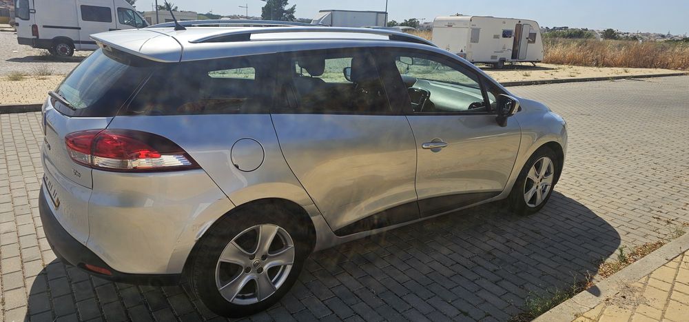 Renault clio sport tourer