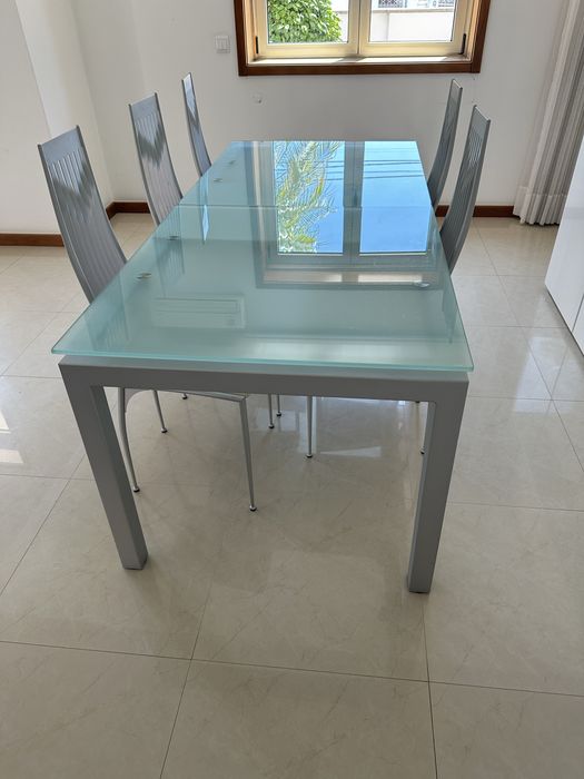 Mesa de vidro extensivel