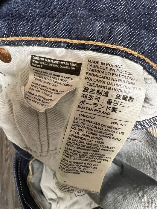 Продам джинсы Levis Lot : 502  W33 L34