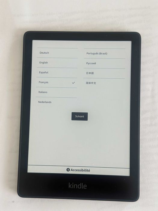 Kindle Paperwhite 11 gen. 8 GB + etui – bardzo dobry stan