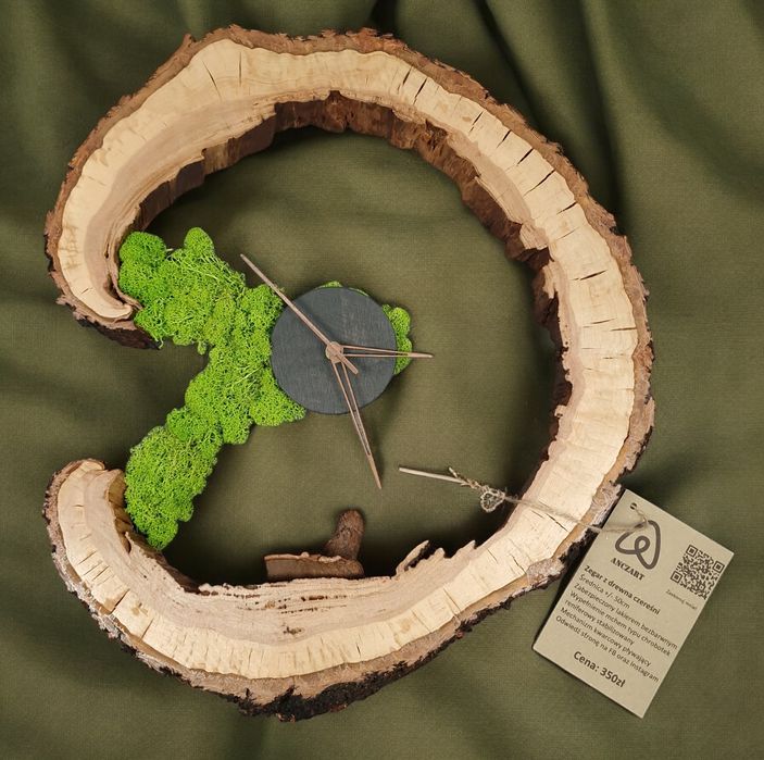 Zegar w ramie z czereśni z chrobotkiem 50cm