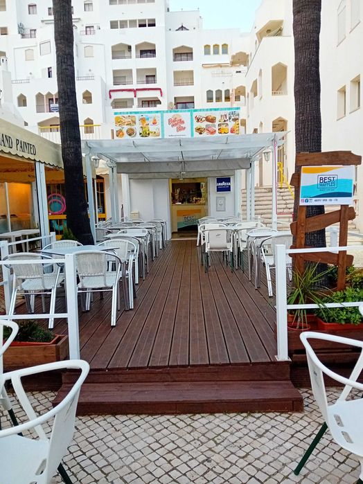 Snack bar na Praia de Quarteira