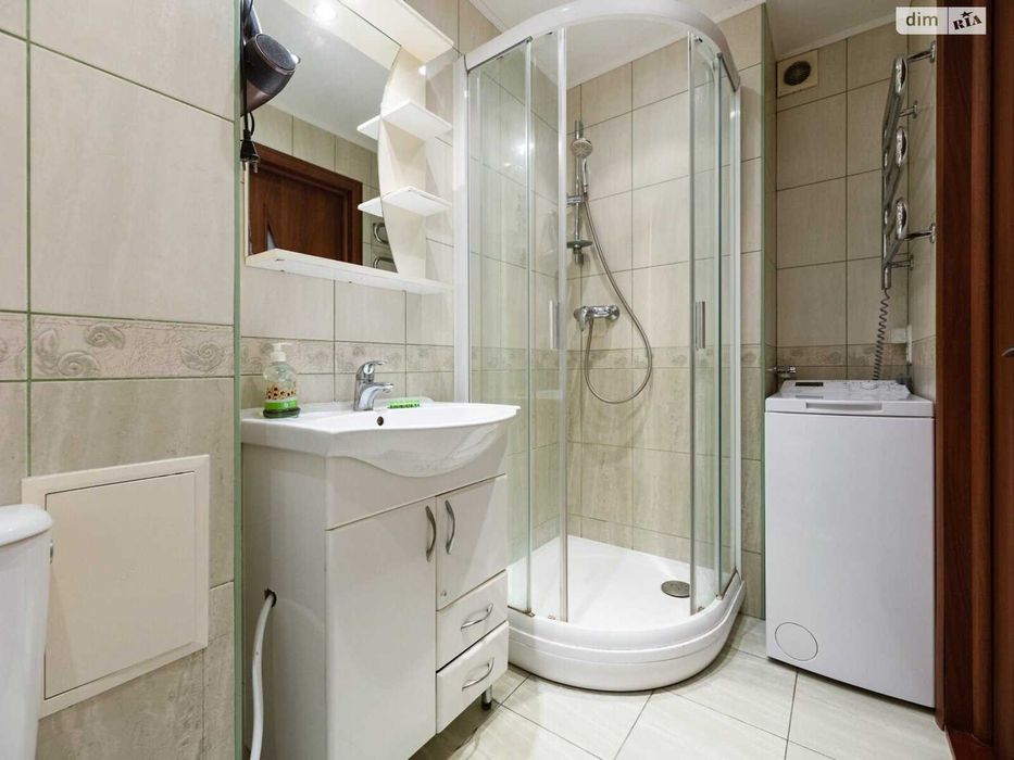 Берестейський проспект, 29 в Києві, КПІ, Охматдит