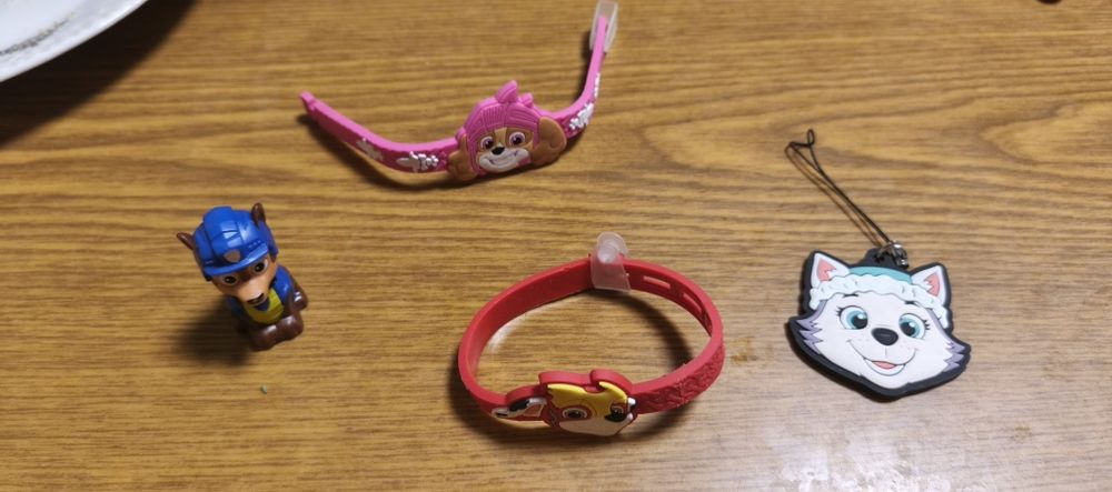 Герои из мультика щенячий патруль.