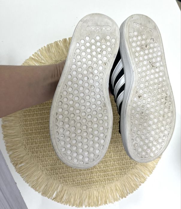 Кросівки adidas 31 розмір