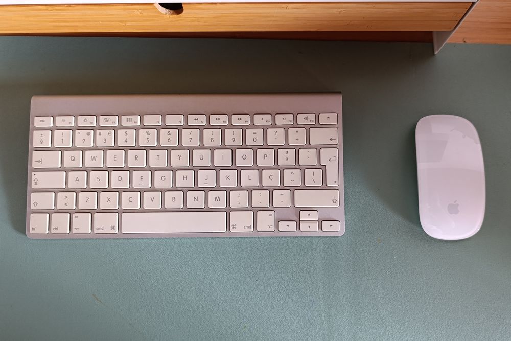 iMac 27" Late 2013 | Intel i5 | 8GB RAM | 1TB Fusion Drive | Magic Mouse+Teclado sem fio