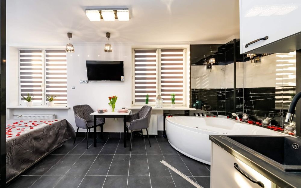 Apartament! Wynajem apartamentu na doby ! JACUZZI ,
