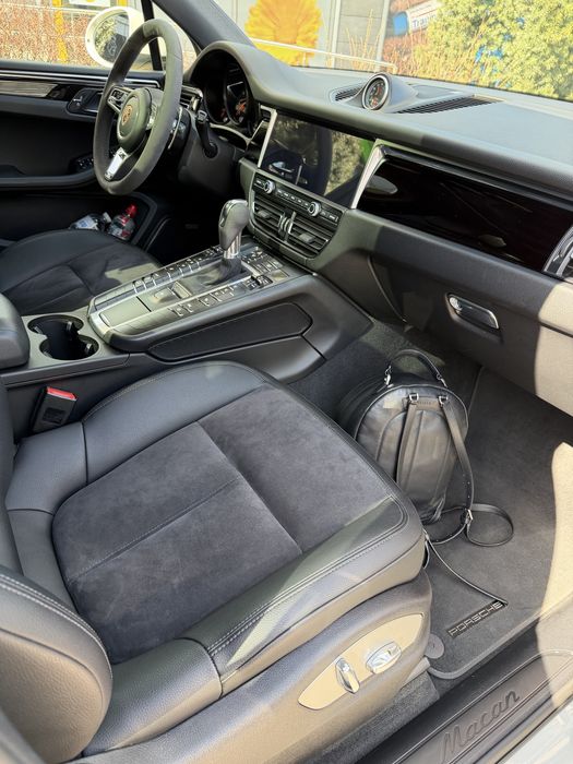 Porshe macan 2019