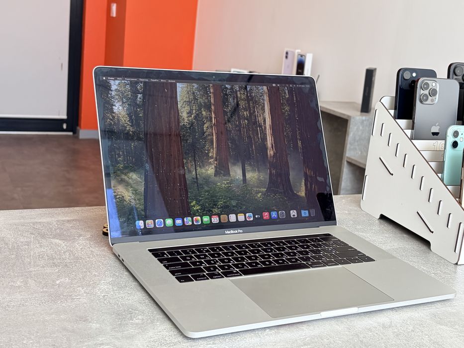 macbook pro i9 32 - Купить электронику - Цены на OLX.ua