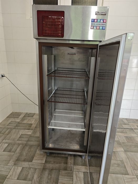 Холодильна шафа 600л Liebherr