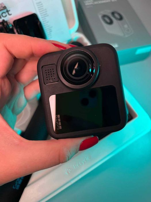 Екшн-камера GoPro Max 2 із захисними лінзами