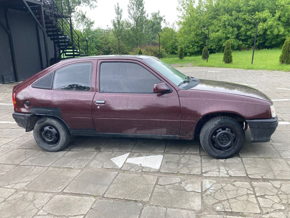 Opel Kadet 1988 1.3 бензин