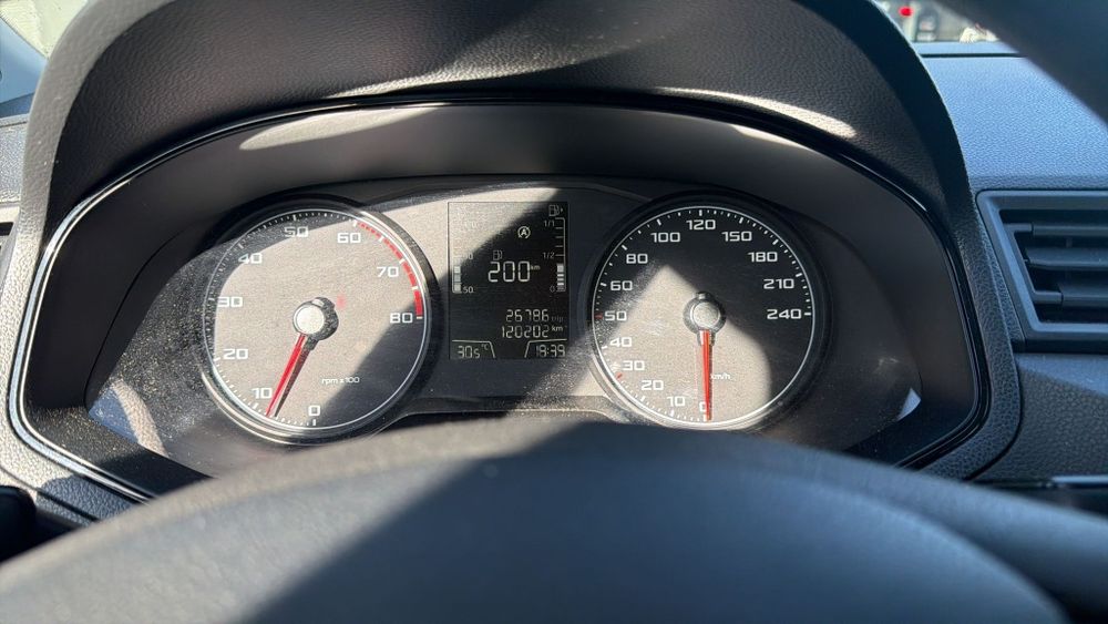 SEAT IBIZA 121000 km