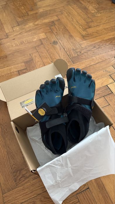 Vibram FiveFingers V-Run r. 45 NOWE z metkami