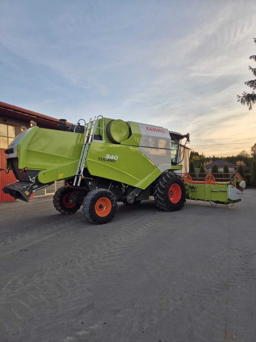 Claas Tucano 340