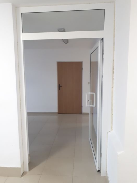 Lokal użytkowy 30 m² – Rynek Zakliczyn, parter, wejście z Rynku