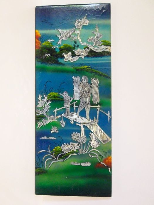 2 quadros asiáticos vintage lacadas com embutidos em madre perola