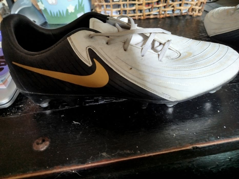 Chuteiras Nike como novas