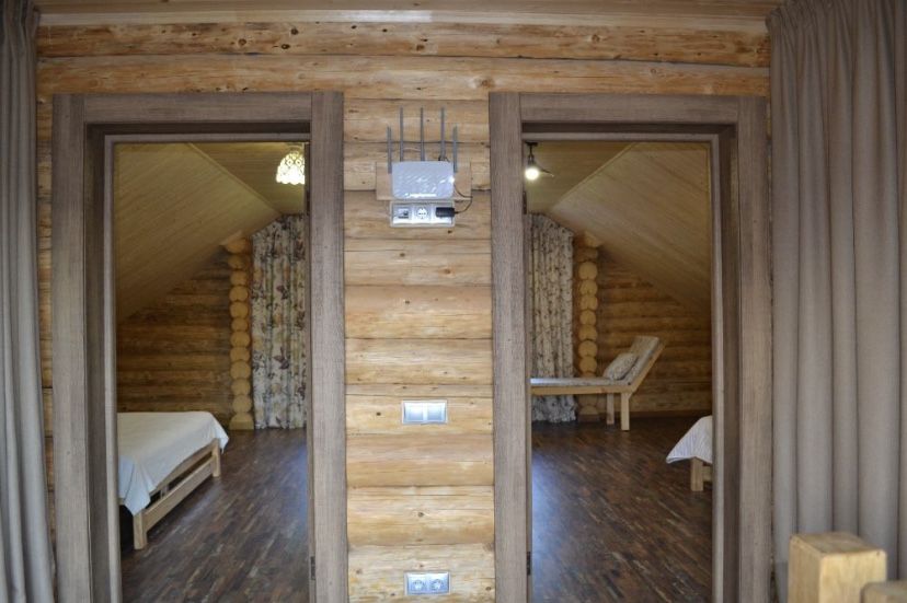 210/2 Сруб с бассейном баней и чаном