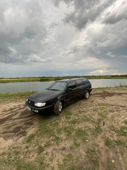 Продам пасат б4 .